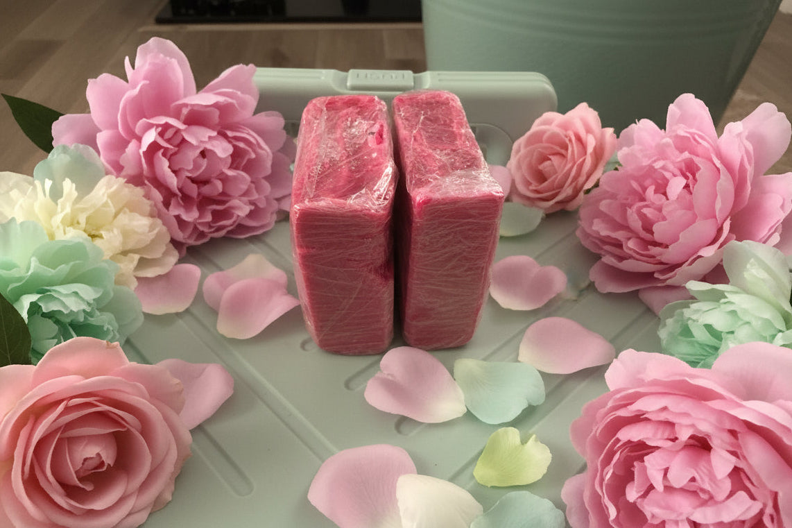 Pink Peony & Coco Cashmere